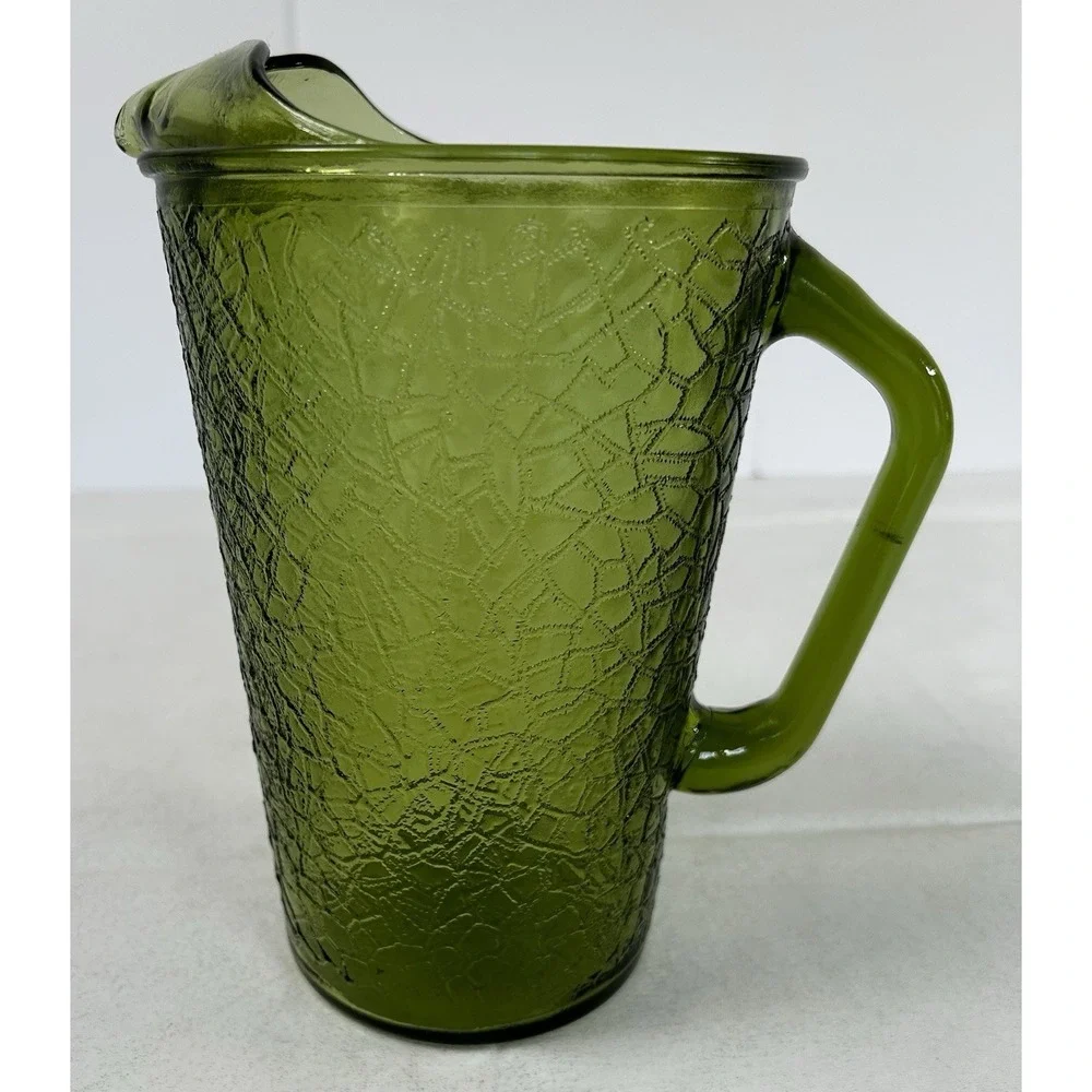 Vintage Anchor Hocking Avocado Green Crackle Glass Ice Lip Pour Pitcher 36 Oz.